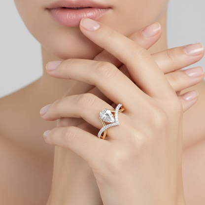 PEAR DIAMOND YELLOW GOLD SOLITAIRE RING 