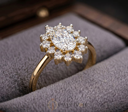 OVAL DIAMOND YELLOW GOLD SOLITAIRE RING 